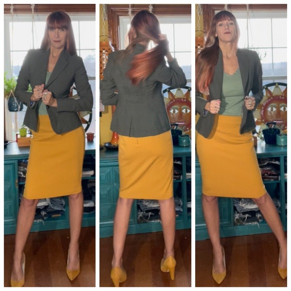 Philosophy Mustard Yellow Pencil Skirt - Picture 4 of 12